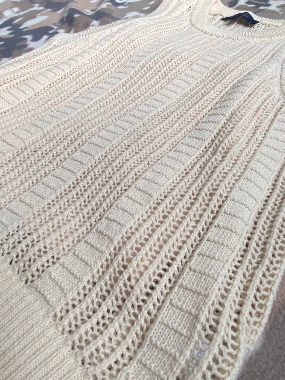 Rachel Roy Ivory Mesh Crochet Sweater Vest Sleeveless Open Knit Crewneck Medium. - Picture 10 of 11